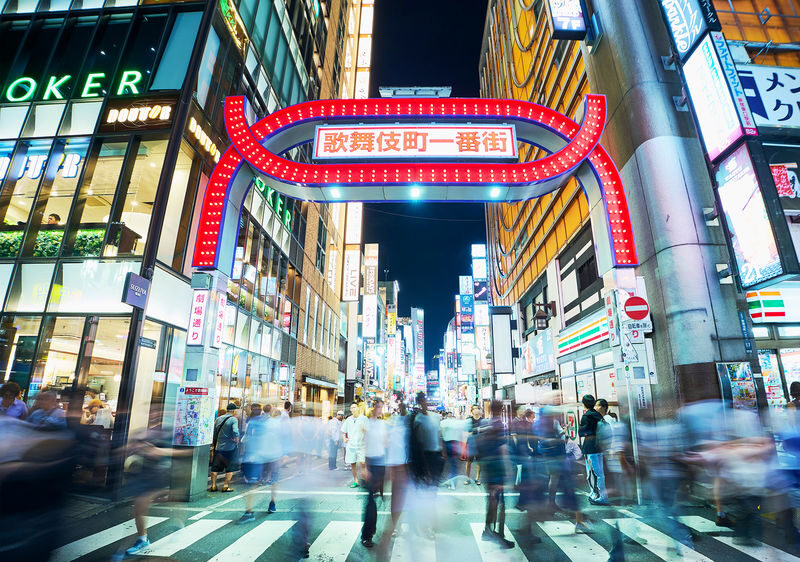 Tokyo: Shinjuku Food Tour - 15 Dishes at 4 Eateries - Guides make the difference