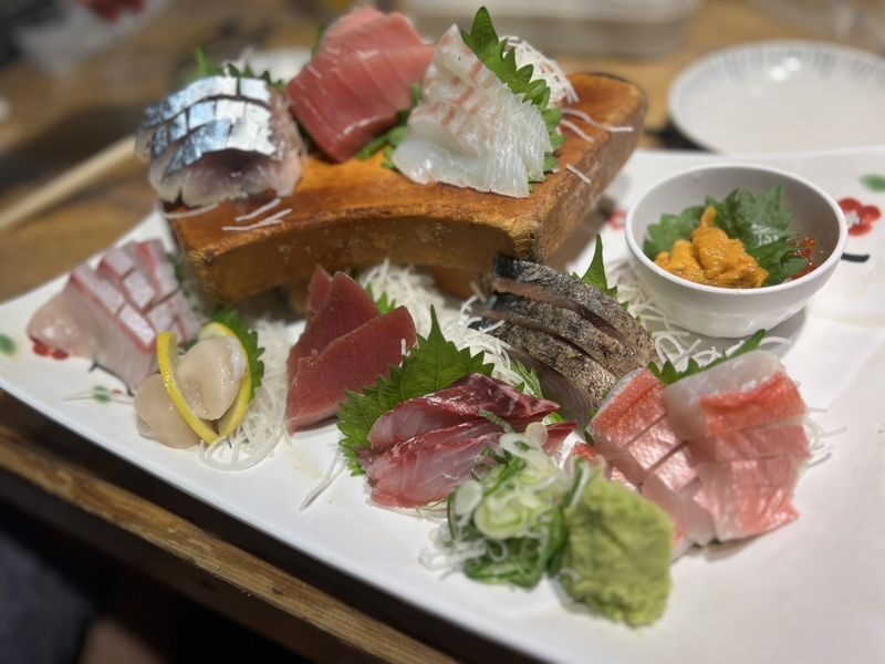 Tokyo: Shinjuku Food Tour with 15 Dishes and 4 Local Eateries - Finish near Golden Gai with more local flavors