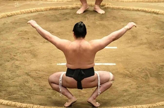 Tokyo Shinjuku Sumo Show and Experience with Drinks and Photo - Who Will Love This Experience?