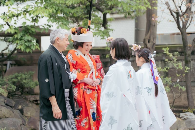Tokyo Shinto Wedding Ceremony with Bridal Kimono & Photos - The human side of the ceremony