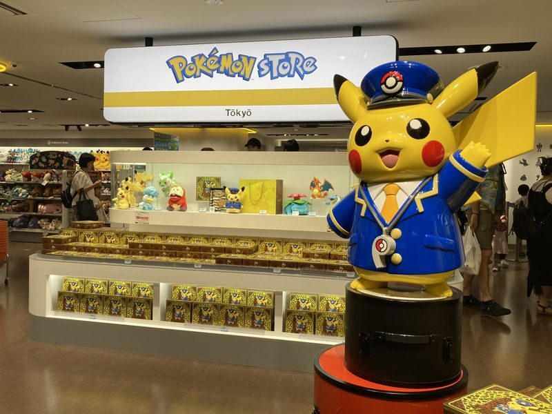 Tokyo Station Perfect Guide Walking Tour | History, Food and Anime - Starting at the Marunouchi North Entrance