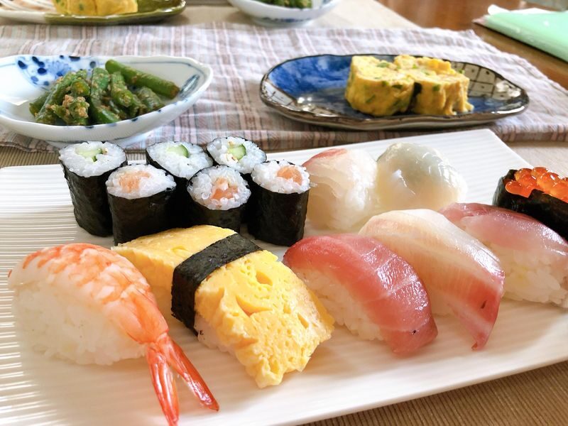 Tokyo Sushi and Cooking Class (2.5 Hours) - Shape nigiri and roll sushi by hand