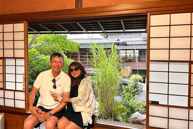 TOKYO: Tailored Gardens Tour with Pro Gardener by E-bike -LIGHT - An In-depth Look at the Experience