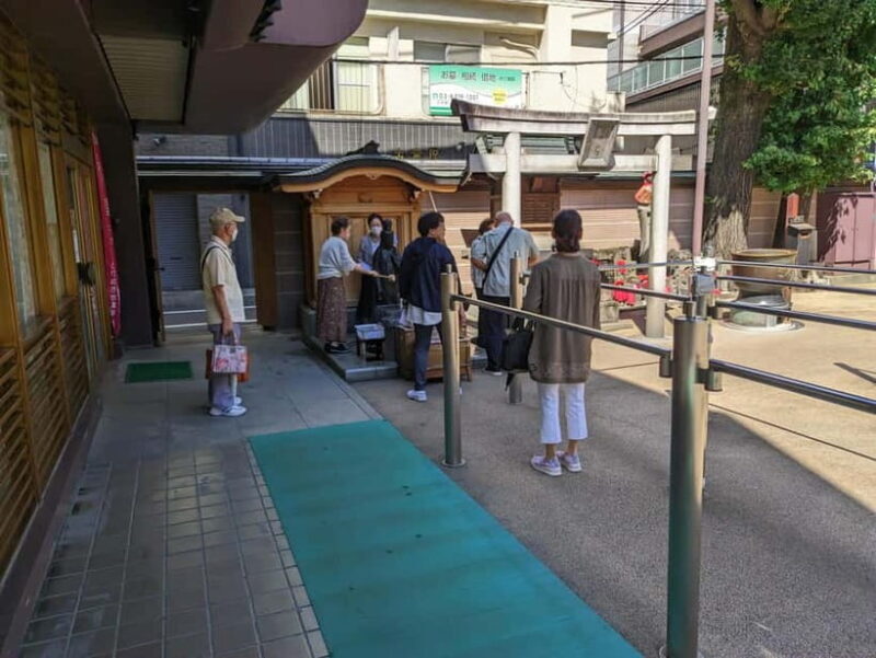 Tokyo: Temples and Rikugien Gardens Guided Walking Tour - A Detailed Look at the Experience