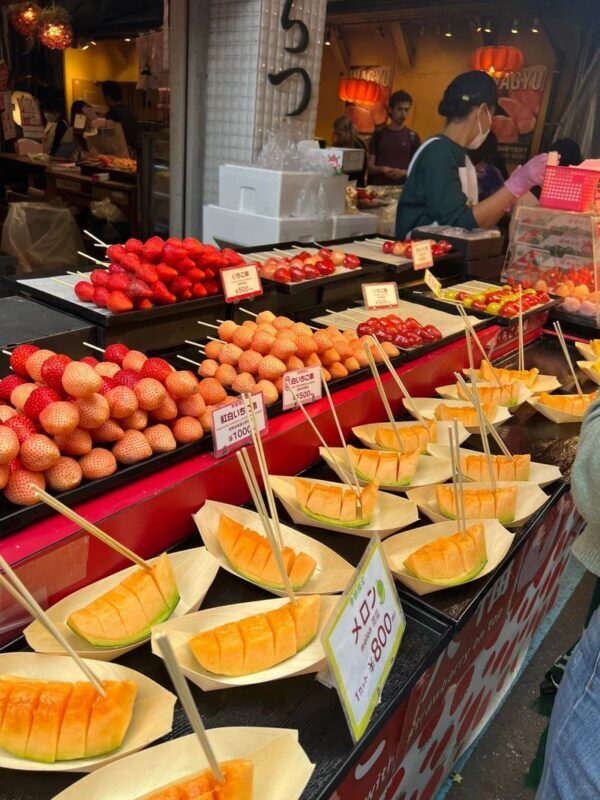 Tokyo: Toyosu Tuna Auction & Tsukiji Market Gourmet Food Tour - Should you book this Toyosu and Tsukiji tour?