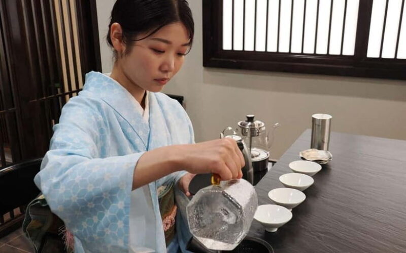 Tokyo: Traditional Tea Ceremony with a Tea Master - A Well-Balanced Look: The Value of the Tour