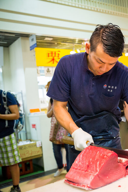 Tokyo: Tsukiji Fish Market Street Food Tour with Tasting - Who Will Love This Tour?