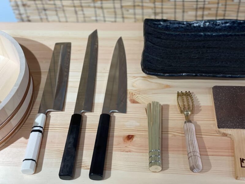 Tokyo: Tsukiji Fish Market Sushi Making Class with Pro Chef - A Detailed Look at the Experience