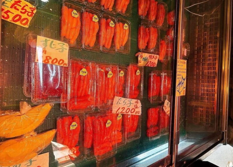 Tokyo: Tsukiji Market and Hama-rikyu Gardens Guided Tour - Visiting Tsukiji Hongwanji Temple