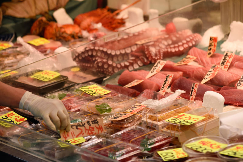 Tokyo Tsukiji Market Half-Day Historical Dining Tour - What the $94.59 starting price buys you