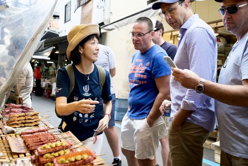 Tokyo Tsukiji Outer Market Half-Day Tour with Sushi Making - Tsukiji’s market story, beyond the auction