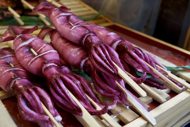 Tokyo Tsukiji Outer Market Half-Day Tour with Sushi Making - Should you book the Tsukiji sushi tour?