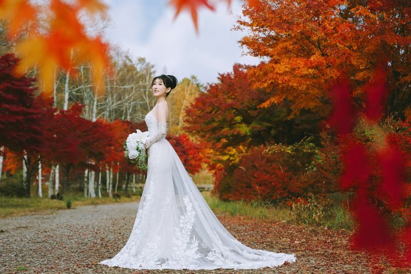 Tokyo Wedding Photography by HANAYAKA - Asakusa styling before the camera comes out