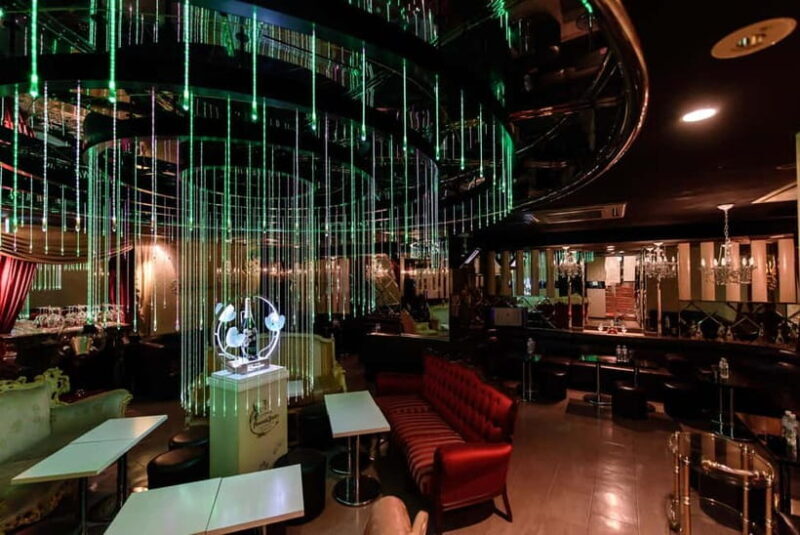 Tokyo: Wine Experience at a Host Club with Champagne Call - A Closer Look at the Tokyo Wine Experience at a Host Club