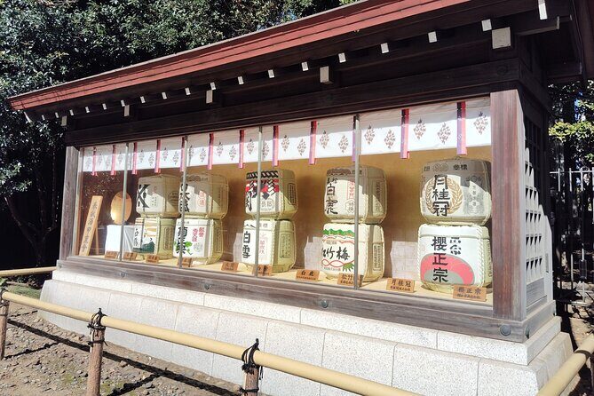 Tokyo: Yasukuni Shrine and Yushukan Museum Guided Tour - Fare and Value Analysis