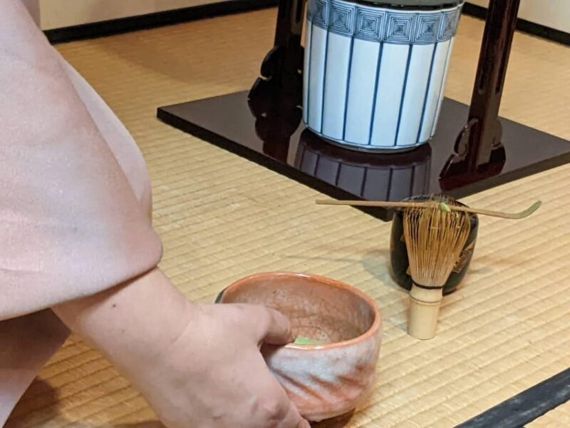 Tokyo:Learn from an expert for a real matcha experience - Tasting and Reflection