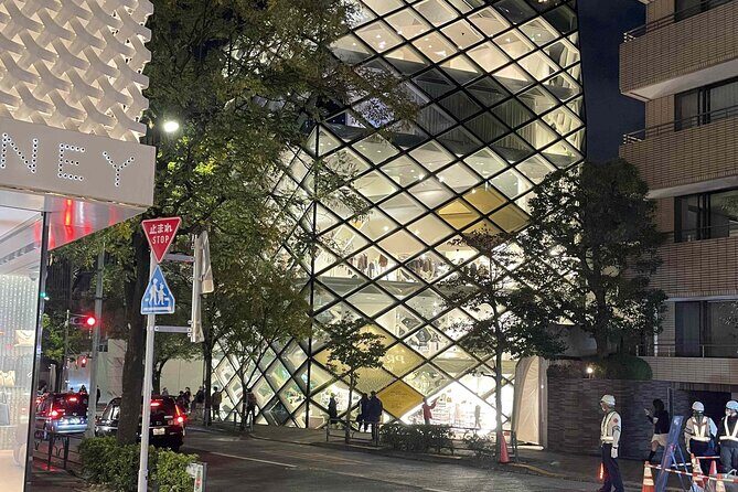 Tokyo's History and Architecture: A Self-Guided Walking Tour - Who Will Enjoy This Tour?