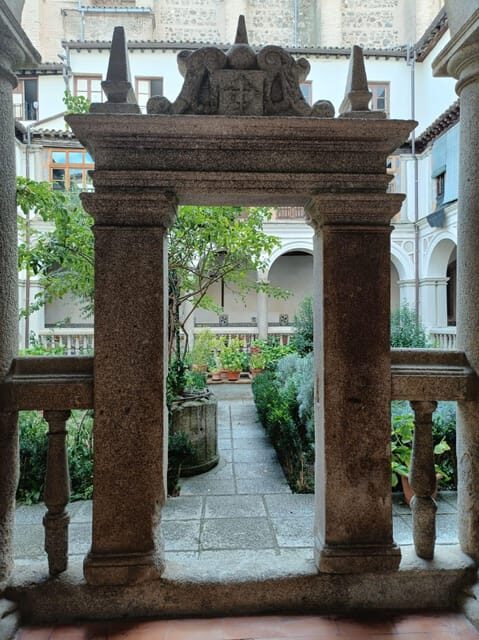 Toledo: Convent Route with Marzipan and Wine Tasting - Who Should Consider This Tour?