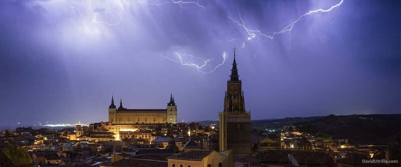 Toledo Mágico, the original night tour: mystery, curiosities, and secrets. - Key Points