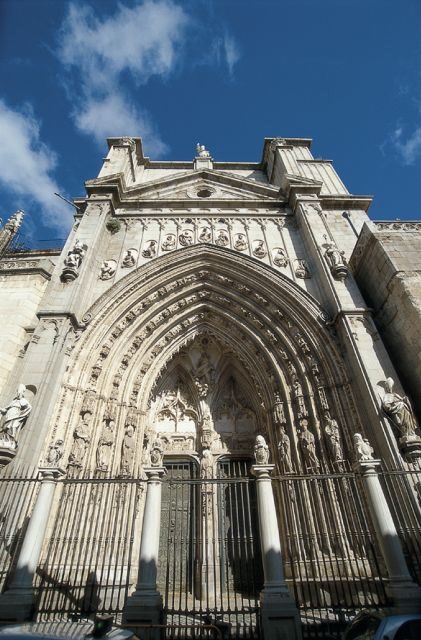 Toledo: Private Monuments Walking Tour with Monument Entry - FAQ
