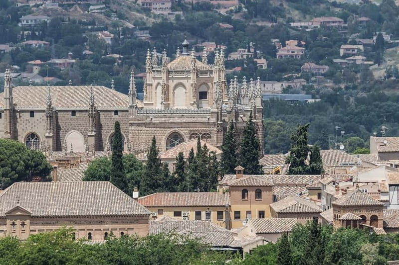 Toledo: Private Walking Tour with 7 Monument Tickets - Exploring Toledo’s Main Monuments and Streets