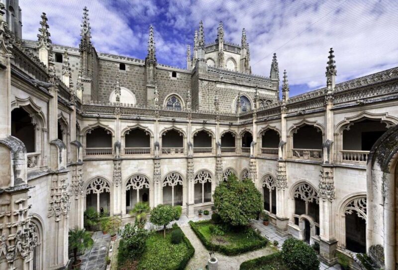Toledo: Tourist Bracelet with Entry to 7 Attractions - Key Points
