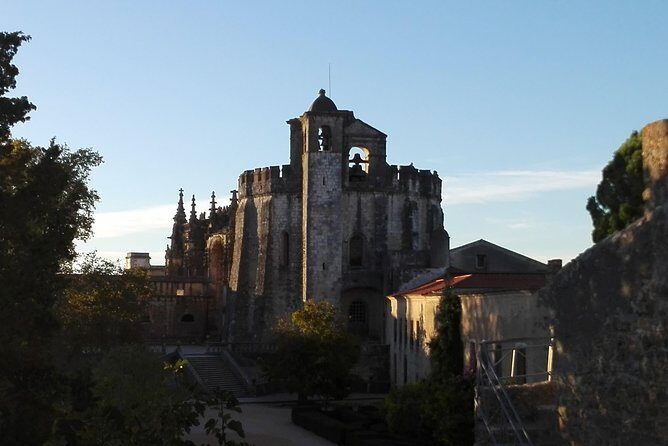 Tomar, Batalha and Alcobaça - UNESCO private guided tour - FAQ