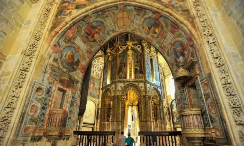 Tomar & Batalha: Full-day Private Transport from Lisbon - Key Points