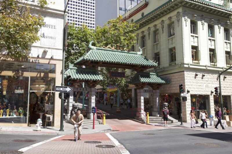 Top 10 Streets of SF, Chinatown & North Beach Highlights - A Practical Overview of the Tour
