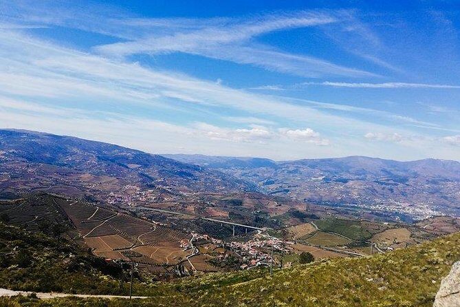 Top Highlights of Douro Valley From Porto Full Day Private Tour - Exploring Portugal’s Douro Valley on a Private Full-Day Tour from Porto