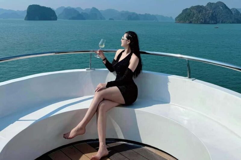 Top Luxury Ha Long Bay Day Cruise with Buffet Lunch & Pool - The Details of the Ha Long Bay Day Cruise