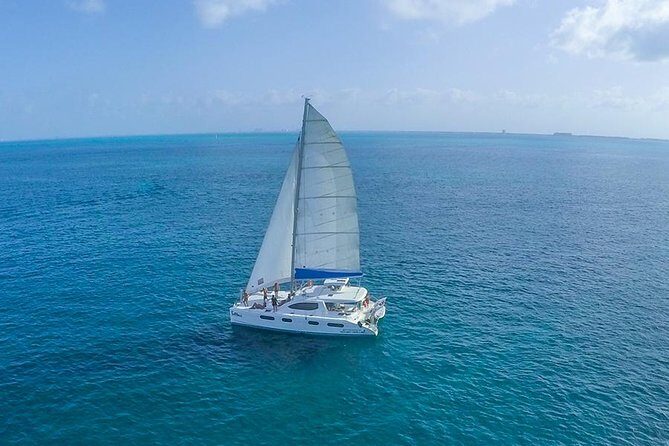 Top Sailing to Isla Mujeres with lunch and open bar from Cancun - An In-Depth Look at the Sailing Day in Cancun