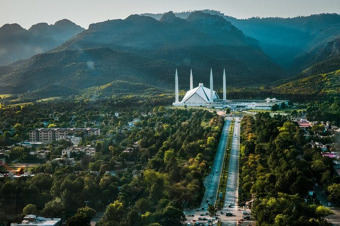 Top Ten Wonders of Islamabad Guided City Tour - An In-Depth Look at the Tour Experience