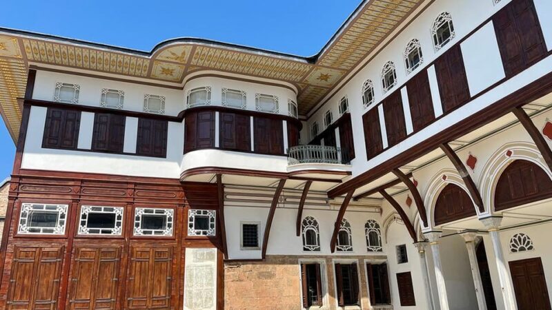 Topkapi Palace and Harem Skip-the-Line-Tickets & Audio Guide - Discover Istanbul’s Iconic Topkapi Palace with Skip-the-Line Tickets and Audio Guide