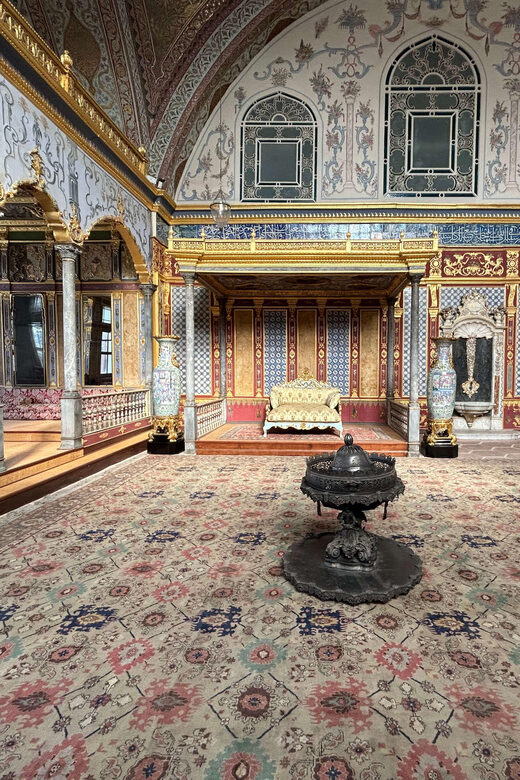 Topkapi Palace and Harem Skip-the-Line-Tickets & Audio Guide - Practical Tips for Visiting