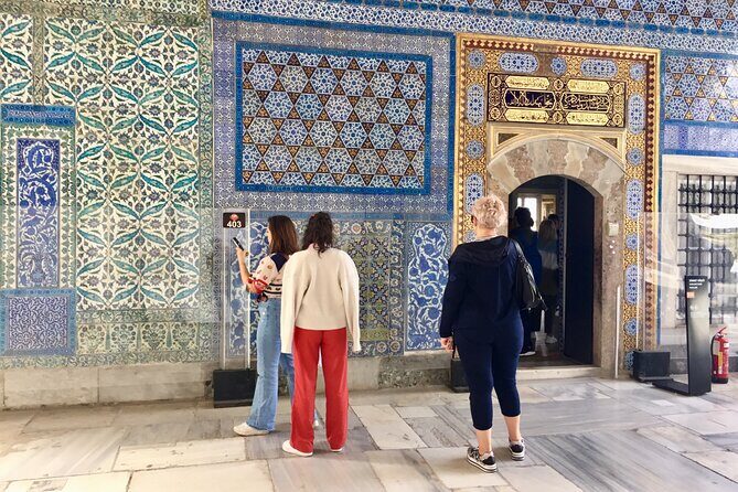 Topkapi Palace with Harem and Blue Mosque Guided Tour - FAQ