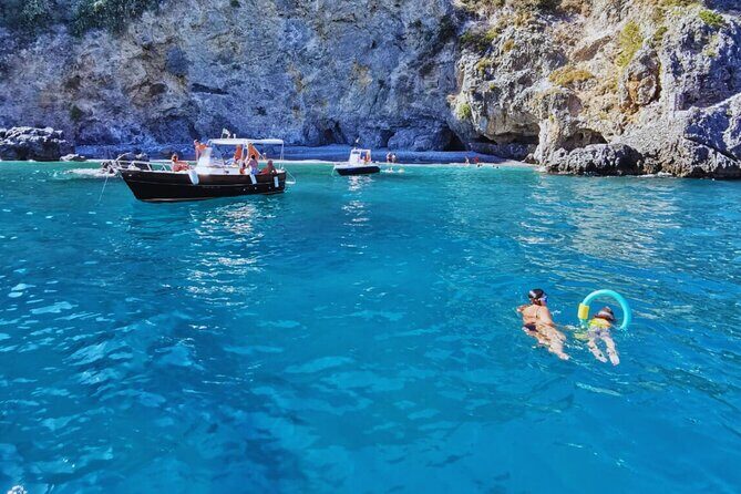 Tornado 44 - GJ - Private Tour on the Amalfi Coast or Capri - The Tornado 44 Private Boat Tour on the Amalfi Coast or Capri: A Truly Personalized Sea Adventure