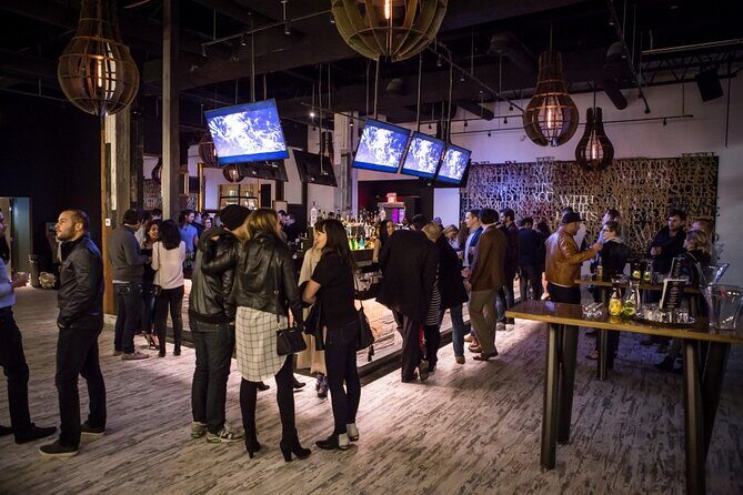 Toronto Bar Hunt: Take On Toronto Bar Crawl - A Detailed Look at the Toronto Bar Hunt Experience