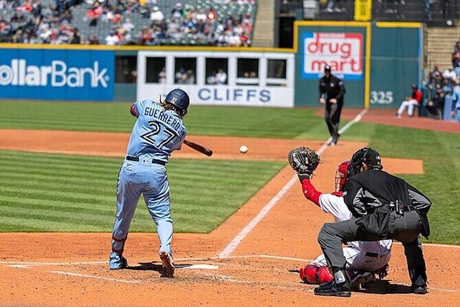 Toronto Blue Jays Baseball Game at Rogers Centre - Key Points