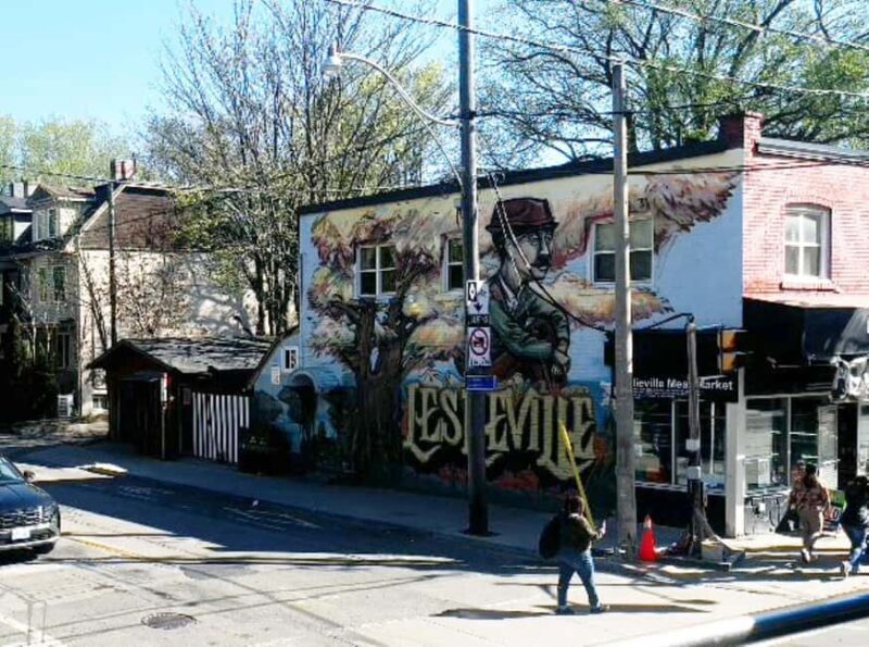 Toronto East Neighbourhoods Tour: Open Top Bus & Live Guide - Discover Toronto’s East End from a Double-Decker