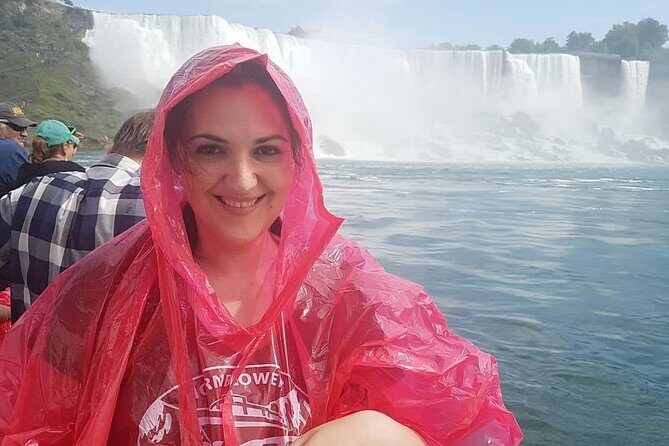 Toronto: Niagara Falls Day Tour with Boat option - FAQ