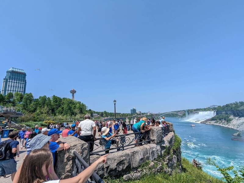 Toronto: Niagara Falls Day Tour with Boat Tour Option - The Transportation and Group Experience