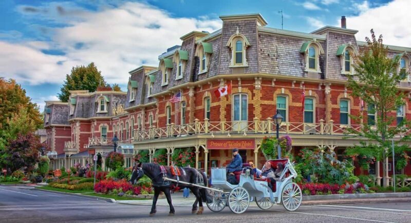 Toronto: Niagara Falls & NOTL Heritage Town Guided Day Tour - An In-Depth Look at the Tour Experience