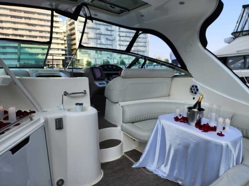 Toronto: Private Luxury Yacht Sightseeing Cruise & Prosecco - Frequently Asked Questions