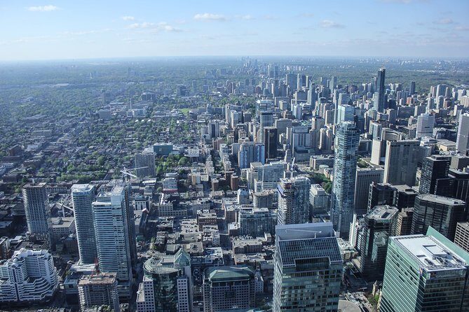 Toronto Private Tour: Hidden Gems & Highlights by a Local - Exploring Toronto Like a Local: A Closer Look at the Private Tour of Hidden Gems & Highlights