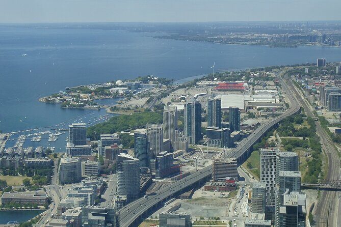 Toronto Self-Guided walking tour and scavenger hunt - Detailed Review