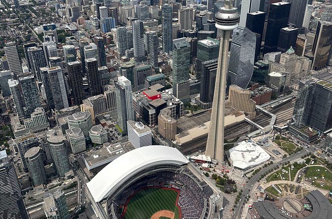 Toronto Skyline Helicopter Tour CN Tower Loop - FAQs