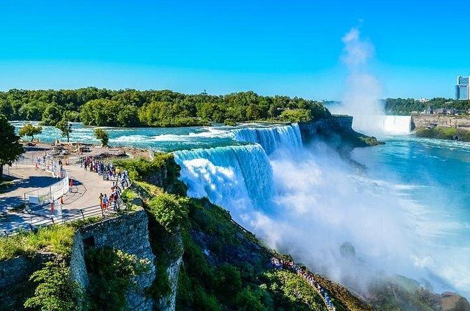 Toronto To Niagara Falls Luxury Private Tour Upto 6 People - Practical Tips for Your Tour