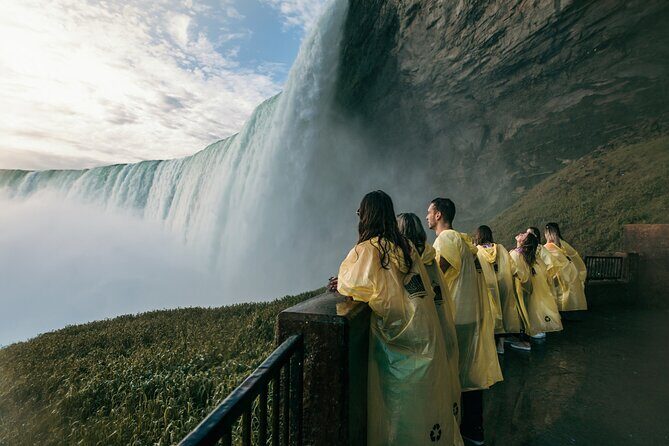Toronto to Niagara Falls VIP Maple and Wine Tastings - Key Points