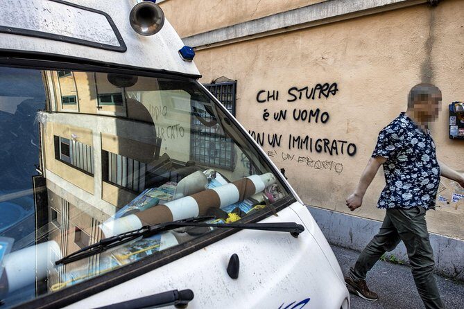 Torpignattara Photo Tour: melting pot, street art and politics - Experience Overview: A Window into Rome’s Multicultural Heart